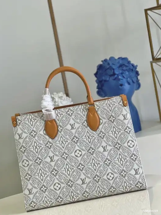 LOUIS ONTHEGO MM VUITTON 0327